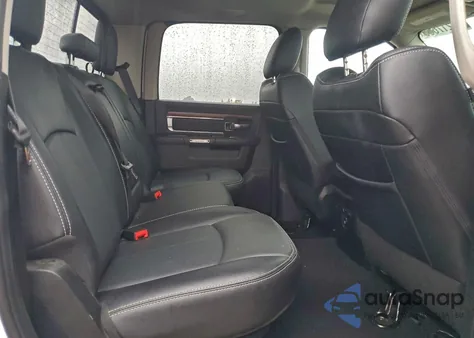 2018 Ram 1500 Laramie z USA, uszkodzony, nr VIN 1C6RR7NM6JS256786